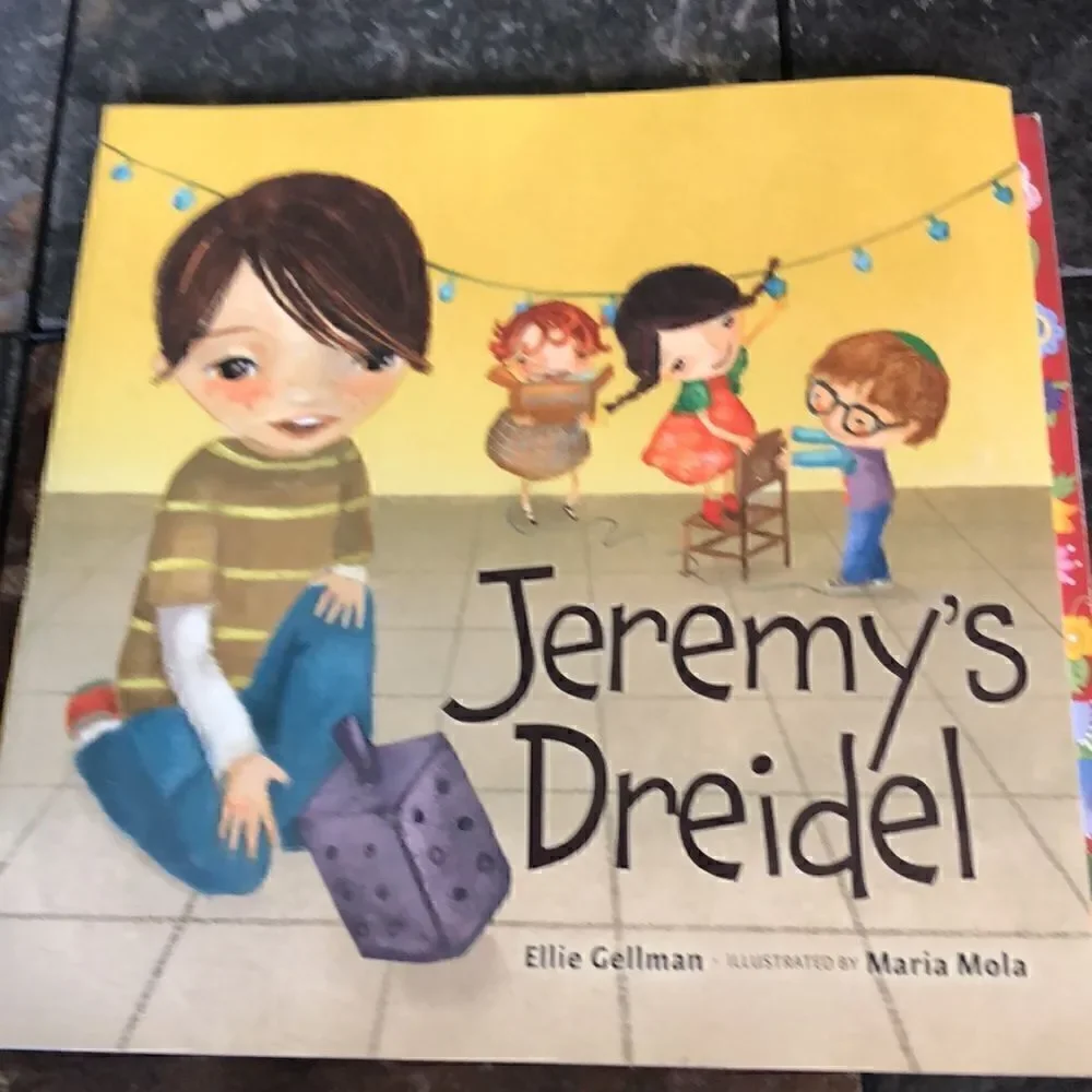 2 children’s Chanukah Books